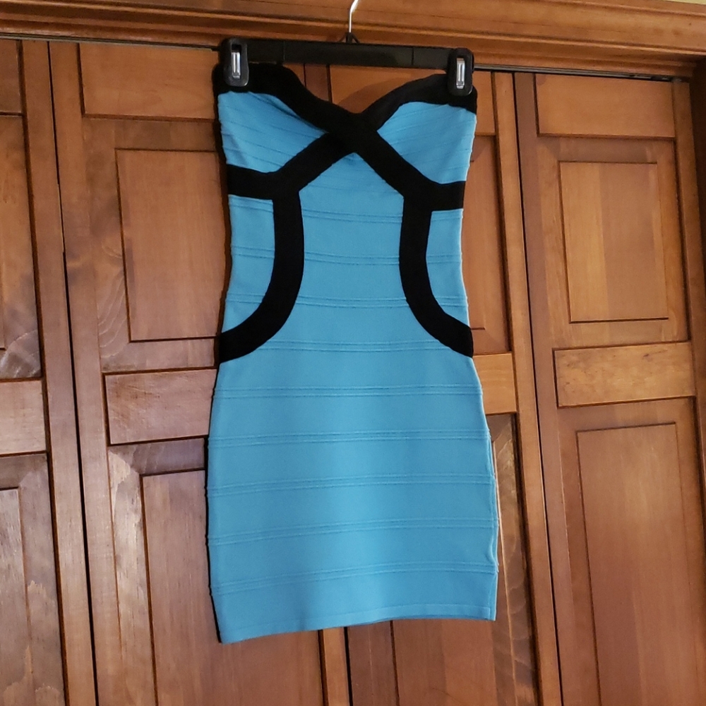 Turquoise strapless Mini Dress